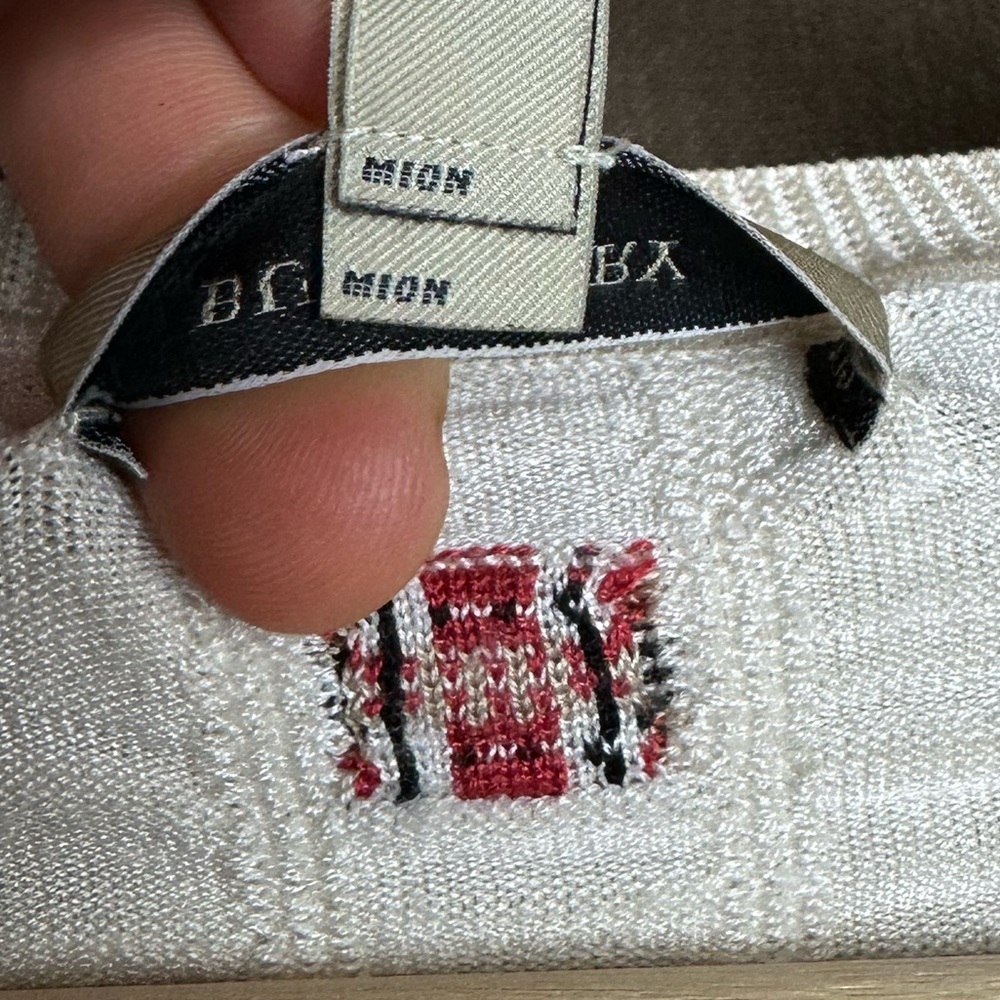 Authentic‎ Burberry London Silk Blouse - Picture 7 of 15